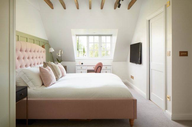 interior of london refurbishment by XUL, bedroom
