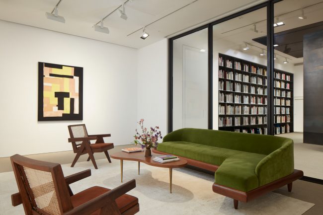 This was a great interiors shoot of the offices and private veiwing rooms of the @pacegallery design by @fairfaxdornprojects