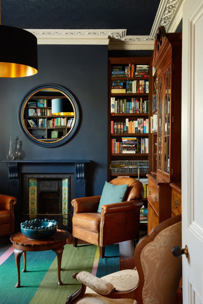 The was a lovely shoot for @robertrhodesarchitecture, colour consultant Helen Harlow or Paintbox