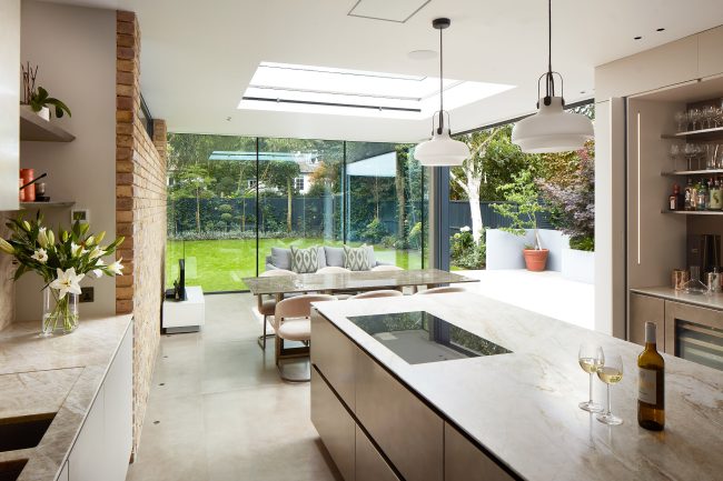 This was a lovely interiors shoot for @xularchitecture Kitchen by @laurennicholaskitchendesign