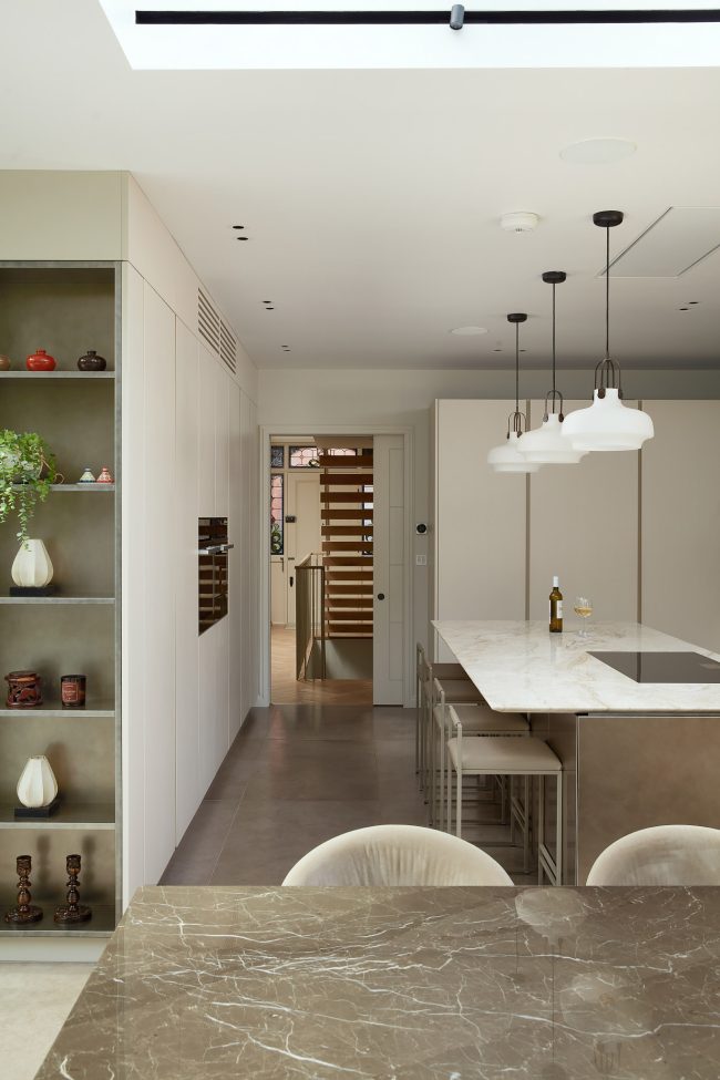 This was a lovely interiors shoot for @xularchitecture Kitchen by @laurennicholaskitchendesign