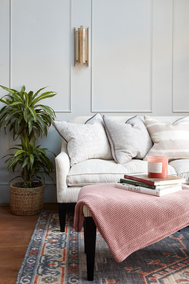 This was a lovely interior design shoot for @jet_mcqueen_interiors of a couple of projects in Eltham southeast London and Greenwich. Fantastic use of murals!