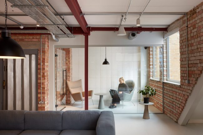 Commercial interiors shoot for _pacelab of recently refurbished office space in Covent Garden, Central London