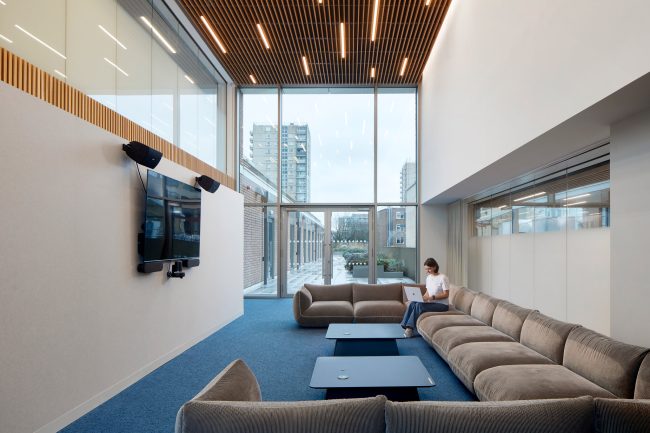 This was a Architectural photography shoot for @wearespacelab_ of Bauer Media, Euston at The Lantern, 75 Hampstead Road their recent Office redesign project in Euston