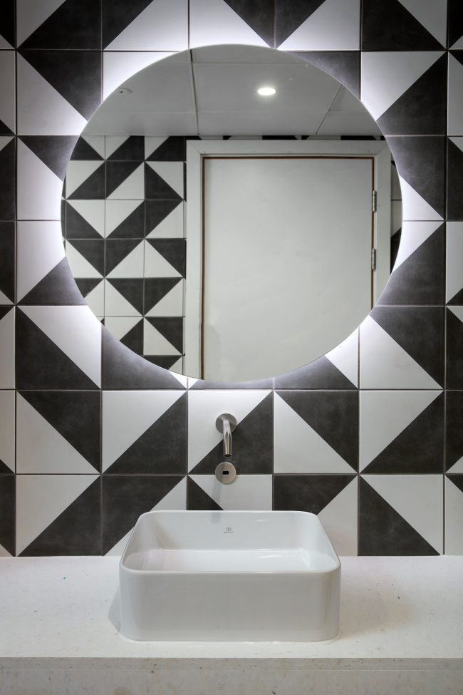 This was a Architectural photography shoot for @wearespacelab_ of Bauer Media, Euston at The Lantern, 75 Hampstead Road their recent Office redesign project in Euston