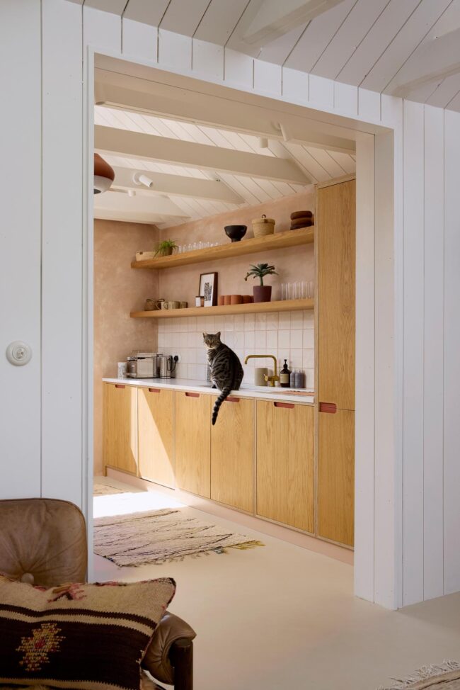 This was a shoot for @abicampbell_interior of Cambersands their recent project in Kent