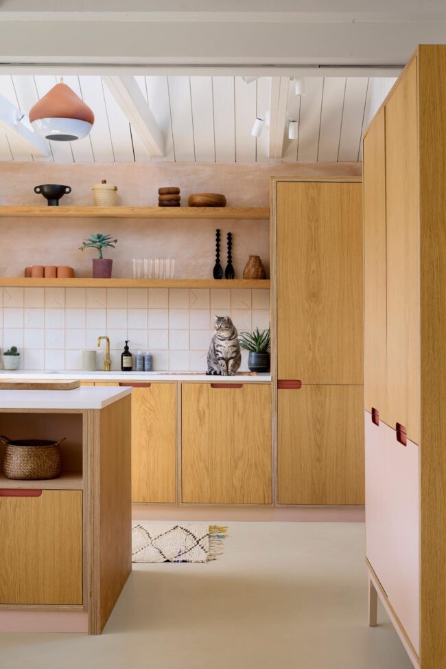 This was a shoot for @abicampbell_interior of Cambersands their recent project in Kent