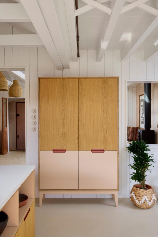 This was a shoot for @abicampbell_interior of Cambersands their recent project in Kent